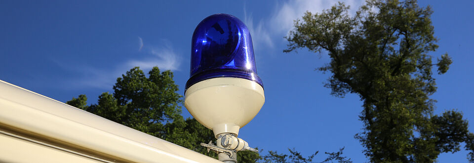 blaue Rundumkennleuchte Oldtimer